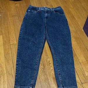 Levi’s SilverTab Classic Blue Women's MOM Jeans size 28